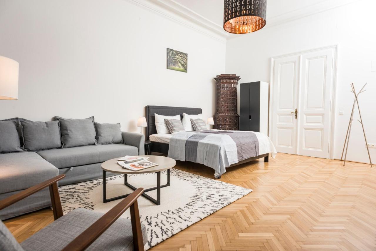 Senator Suite Stephansplatz By Ichbucheat Vienna Exterior photo