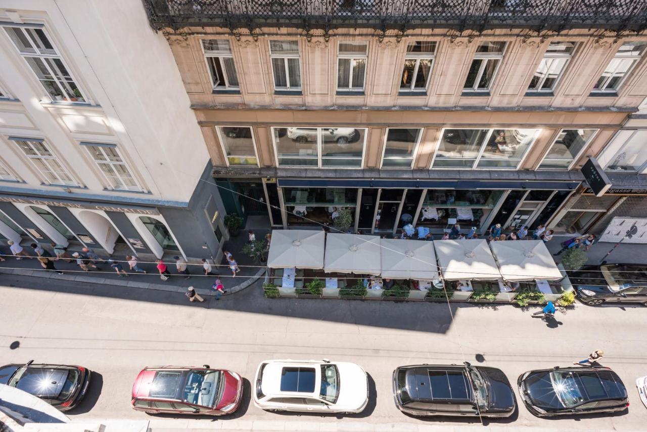 Senator Suite Stephansplatz By Ichbucheat Vienna Exterior photo